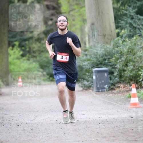 13.04.2025 - Hammer Lauf Jannik Wohlers http://msf.ph/oto/7630004 13.04.2025 13:17:59 Laufen 34 meine-sportfotos.de