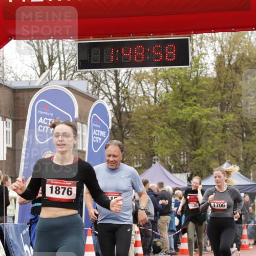 13.04.2025 - Hammer Lauf A. Gomolzig http://msf.ph/oto/7630045 13.04.2025 12:48:56 Ziel 147, 515, 1136, 1202, 1284, 1706, 1876, 1899 meine-sportfotos.de