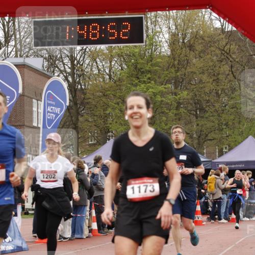 13.04.2025 - Hammer Lauf A. Gomolzig http://msf.ph/oto/7630072 13.04.2025 12:48:50 Ziel 154, 463, 464, 514, 961, 1173, 1198, 1202, 1284, 1373, 1374, 1844, 1876, 1899 meine-sportfotos.de