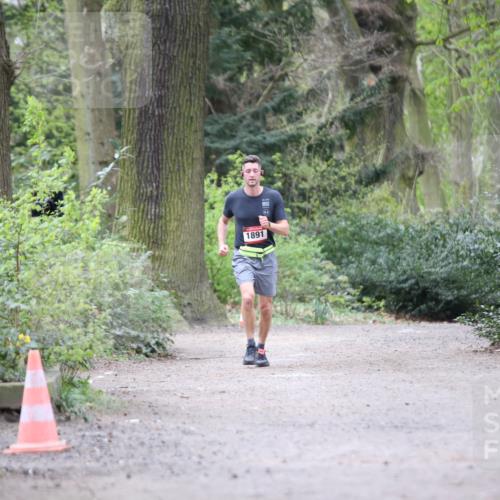 13.04.2025 - Hammer Lauf Jannik Wohlers http://msf.ph/oto/7630079 13.04.2025 13:17:26 Laufen 1891 meine-sportfotos.de