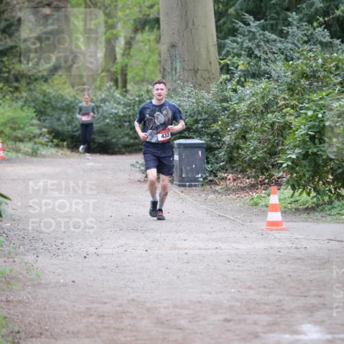 13.04.2025 - Hammer Lauf Jannik Wohlers http://msf.ph/oto/7630186 13.04.2025 13:16:12 Laufen 433 meine-sportfotos.de