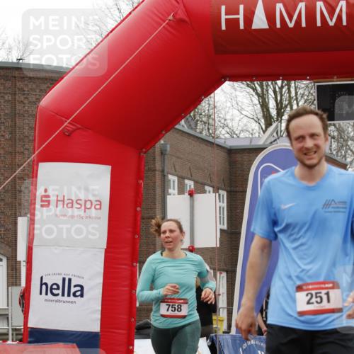 13.04.2025 - Hammer Lauf A. Gomolzig http://msf.ph/oto/7630227 13.04.2025 12:48:03 Ziel 251, 435, 487, 758 meine-sportfotos.de
