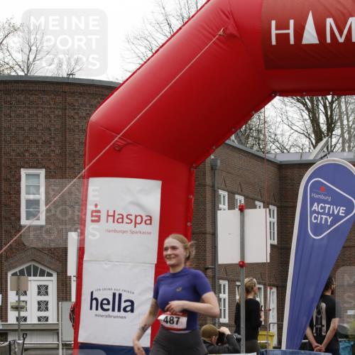 13.04.2025 - Hammer Lauf A. Gomolzig http://msf.ph/oto/7630239 13.04.2025 12:48:01 Ziel 251, 435, 487, 758 meine-sportfotos.de