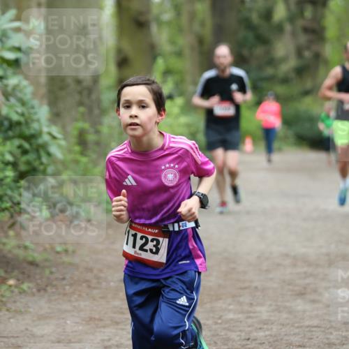 13.04.2025 - Hammer Lauf Jannik Wohlers http://msf.ph/oto/7630521 13.04.2025 12:39:51 Laufen 1123 meine-sportfotos.de