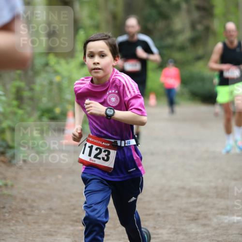 13.04.2025 - Hammer Lauf Jannik Wohlers http://msf.ph/oto/7630524 13.04.2025 12:39:51 Laufen 1123 meine-sportfotos.de