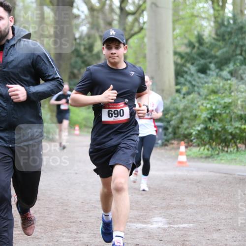 13.04.2025 - Hammer Lauf Jannik Wohlers http://msf.ph/oto/7630553 13.04.2025 12:39:47 Laufen 15, 690 meine-sportfotos.de