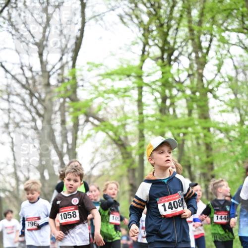 13.04.2025 - Hammer Lauf Dr. Thomas Lammeyer http://msf.ph/oto/7630717 13.04.2025 09:24:20 Laufen 796, 0, 1058, 10, 15, 1408, 10, 144 meine-sportfotos.de