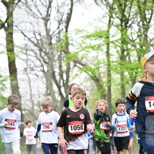 13.04.2025 - Hammer Lauf Dr. Thomas Lammeyer http://msf.ph/oto/7630728 13.04.2025 09:24:21 Laufen 345, 796, 15, 1058, 105, 1721, 14 meine-sportfotos.de