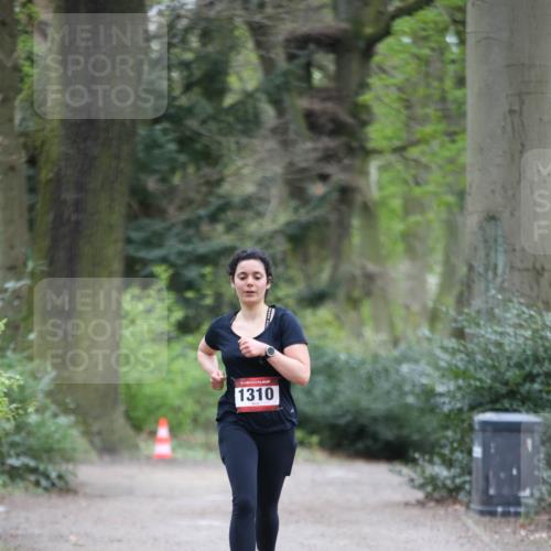13.04.2025 - Hammer Lauf Jannik Wohlers http://msf.ph/oto/7630800 13.04.2025 13:07:01 Laufen 1310 meine-sportfotos.de