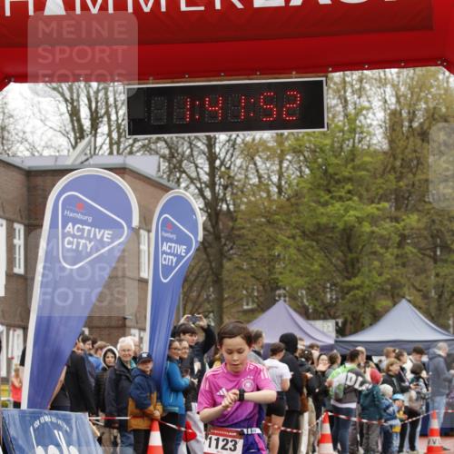 13.04.2025 - Hammer Lauf A. Gomolzig http://msf.ph/oto/7631395 13.04.2025 12:41:51 Ziel 2, 557, 1123, 1458, 1741, 1939 meine-sportfotos.de