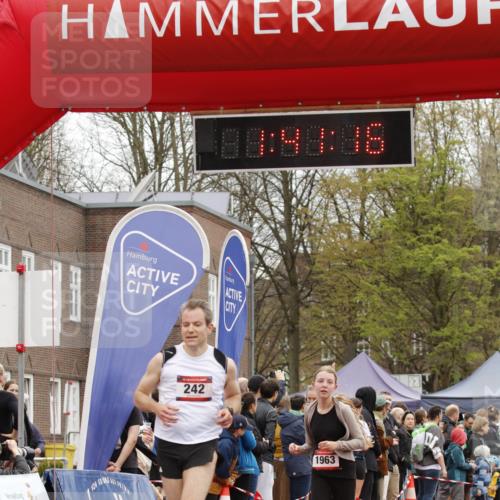 13.04.2025 - Hammer Lauf A. Gomolzig http://msf.ph/oto/7631537 13.04.2025 12:41:14 Ziel 242, 1125, 1963 meine-sportfotos.de