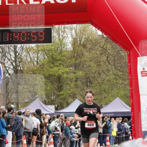 13.04.2025 - Hammer Lauf A. Gomolzig http://msf.ph/oto/7631581 13.04.2025 12:40:58 Ziel 669, 947, 1875 meine-sportfotos.de