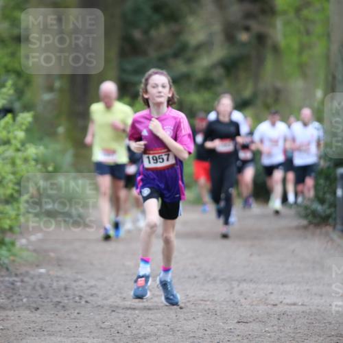 13.04.2025 - Hammer Lauf Jannik Wohlers http://msf.ph/oto/7631597 13.04.2025 12:37:42 Laufen 1957 meine-sportfotos.de