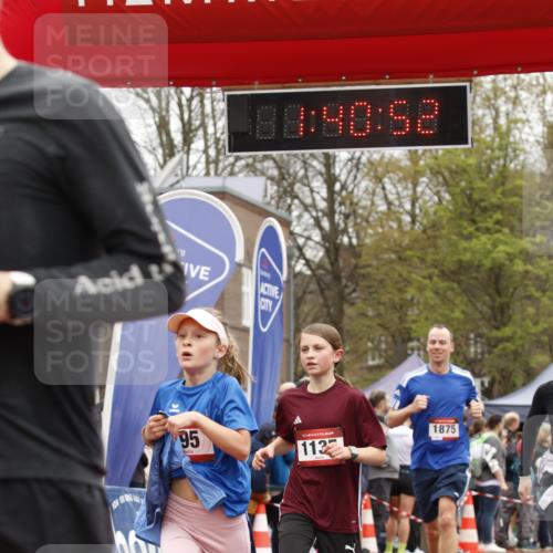 13.04.2025 - Hammer Lauf A. Gomolzig http://msf.ph/oto/7631605 13.04.2025 12:40:50 Ziel 379, 495, 947, 1027, 1135, 1875, 1954 meine-sportfotos.de