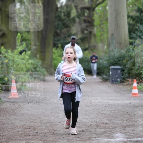 13.04.2025 - Hammer Lauf Jannik Wohlers http://msf.ph/oto/7631612 13.04.2025 12:59:43 Laufen 977 meine-sportfotos.de