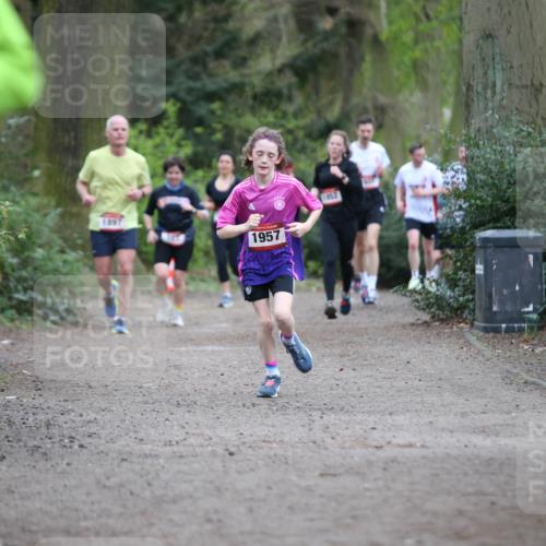 13.04.2025 - Hammer Lauf Jannik Wohlers http://msf.ph/oto/7631618 13.04.2025 12:37:40 Laufen 1897, 1957, 1952, 607 meine-sportfotos.de