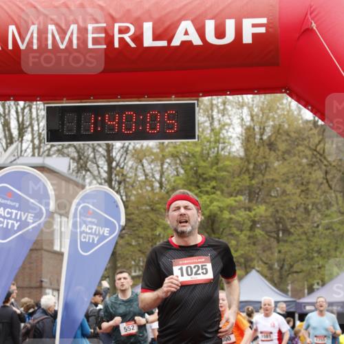 13.04.2025 - Hammer Lauf A. Gomolzig http://msf.ph/oto/7631752 13.04.2025 12:40:03 Ziel 300, 552, 908, 1025, 1581, 1755, 1977 meine-sportfotos.de