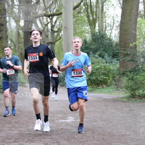 13.04.2025 - Hammer Lauf Jannik Wohlers http://msf.ph/oto/7631781 13.04.2025 12:37:16 Laufen 552, 1333, 1972, 15, 1335, 10 meine-sportfotos.de