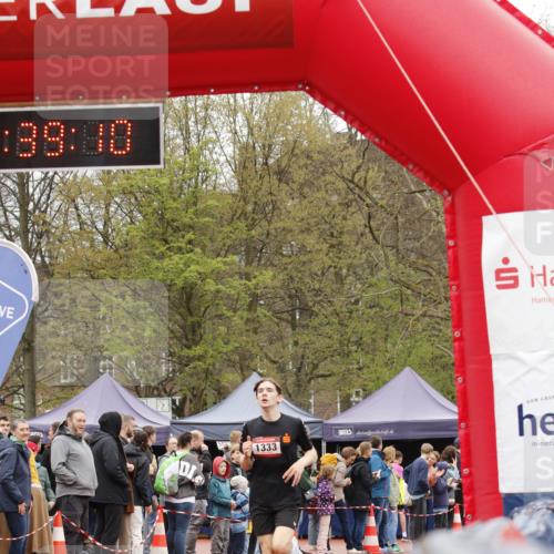 13.04.2025 - Hammer Lauf A. Gomolzig http://msf.ph/oto/7631864 13.04.2025 12:39:09 Ziel 1247, 1260, 1333, 1335 meine-sportfotos.de