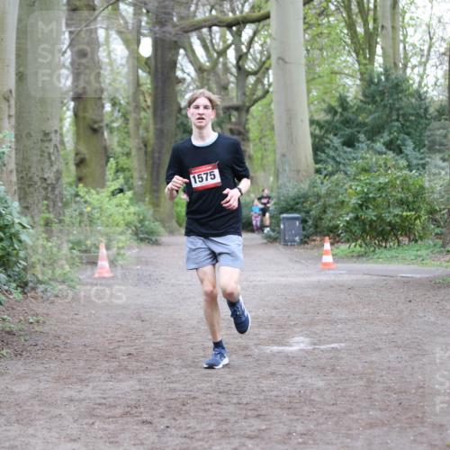 13.04.2025 - Hammer Lauf Jannik Wohlers http://msf.ph/oto/7631869 13.04.2025 12:37:02 Laufen 1575 meine-sportfotos.de