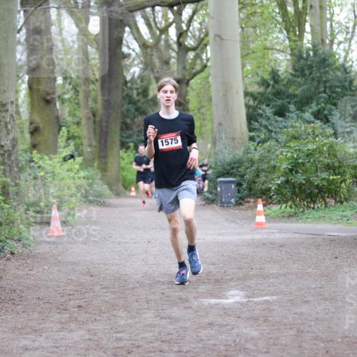 13.04.2025 - Hammer Lauf Jannik Wohlers http://msf.ph/oto/7631888 13.04.2025 12:37:02 Laufen 1575 meine-sportfotos.de
