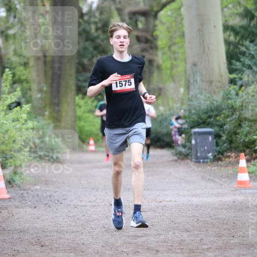 13.04.2025 - Hammer Lauf Jannik Wohlers http://msf.ph/oto/7631904 13.04.2025 12:37:01 Laufen 1575 meine-sportfotos.de