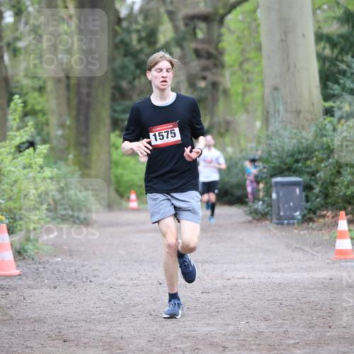 13.04.2025 - Hammer Lauf Jannik Wohlers http://msf.ph/oto/7631908 13.04.2025 12:37:01 Laufen 1575 meine-sportfotos.de