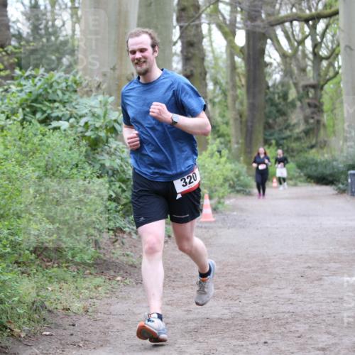 13.04.2025 - Hammer Lauf Jannik Wohlers http://msf.ph/oto/7631919 13.04.2025 12:58:17 Laufen 320 meine-sportfotos.de