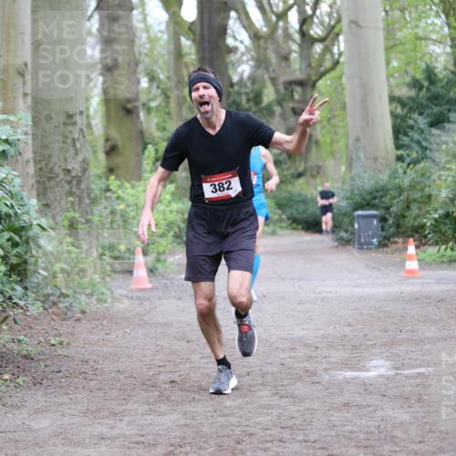 13.04.2025 - Hammer Lauf Jannik Wohlers http://msf.ph/oto/7631968 13.04.2025 12:36:57 Laufen 382 meine-sportfotos.de