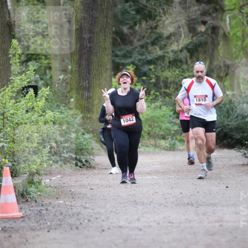13.04.2025 - Hammer Lauf Jannik Wohlers http://msf.ph/oto/7632023 13.04.2025 12:57:56 Laufen 1042, 1810 meine-sportfotos.de