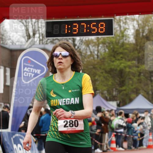 13.04.2025 - Hammer Lauf A. Gomolzig http://msf.ph/oto/7632062 13.04.2025 12:37:56 Ziel 280, 519, 1807 meine-sportfotos.de