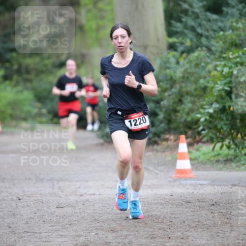 13.04.2025 - Hammer Lauf Jannik Wohlers http://msf.ph/oto/7632098 13.04.2025 12:36:41 Laufen 15, 1220 meine-sportfotos.de