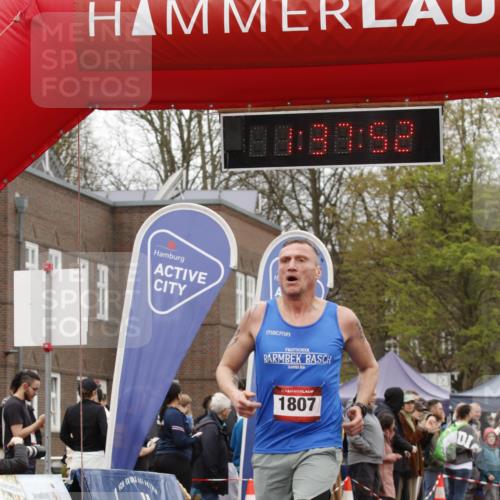 13.04.2025 - Hammer Lauf A. Gomolzig http://msf.ph/oto/7632100 13.04.2025 12:37:51 Ziel 280, 519, 532, 1807, 1946, 1947 meine-sportfotos.de