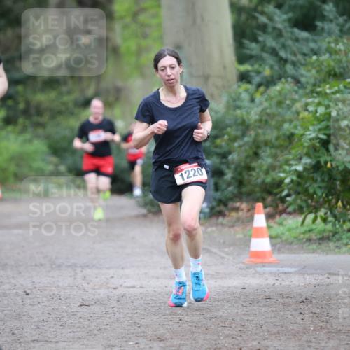 13.04.2025 - Hammer Lauf Jannik Wohlers http://msf.ph/oto/7632106 13.04.2025 12:36:41 Laufen 8, 1220 meine-sportfotos.de