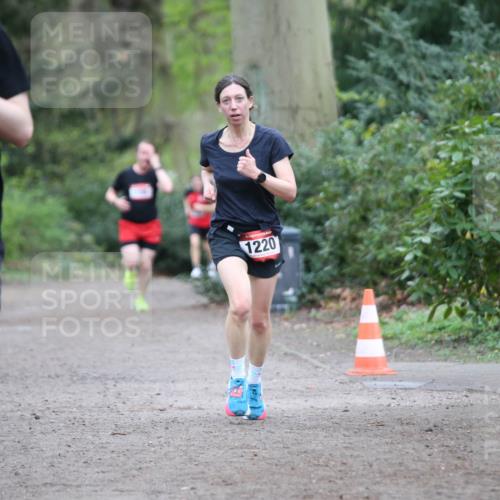 13.04.2025 - Hammer Lauf Jannik Wohlers http://msf.ph/oto/7632115 13.04.2025 12:36:40 Laufen 83, 1220 meine-sportfotos.de