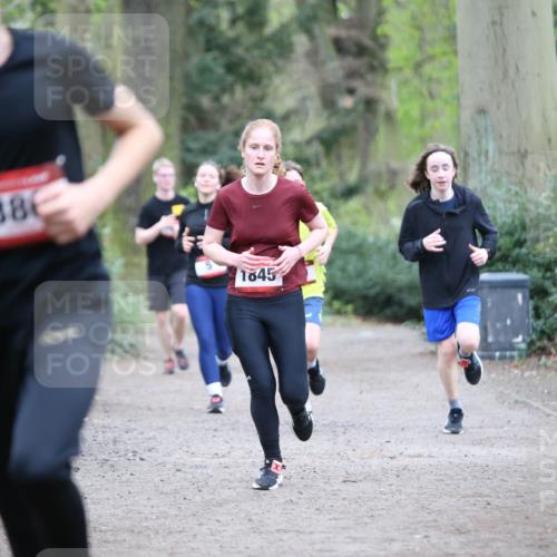13.04.2025 - Hammer Lauf Jannik Wohlers http://msf.ph/oto/7632179 13.04.2025 12:36:31 Laufen 386, 1845 meine-sportfotos.de