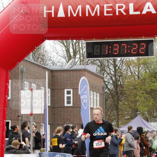 13.04.2025 - Hammer Lauf A. Gomolzig http://msf.ph/oto/7632222 13.04.2025 12:37:20 Ziel 1999 meine-sportfotos.de