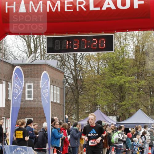 13.04.2025 - Hammer Lauf A. Gomolzig http://msf.ph/oto/7632230 13.04.2025 12:37:18 Ziel 1999 meine-sportfotos.de