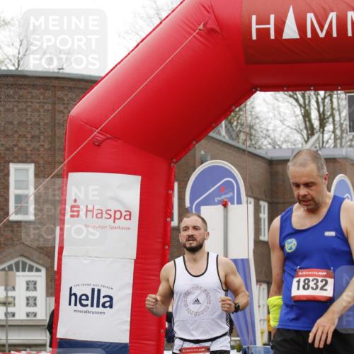 13.04.2025 - Hammer Lauf A. Gomolzig http://msf.ph/oto/7632314 13.04.2025 12:37:03 Ziel 18, 335, 483, 1364, 1368, 1832 meine-sportfotos.de