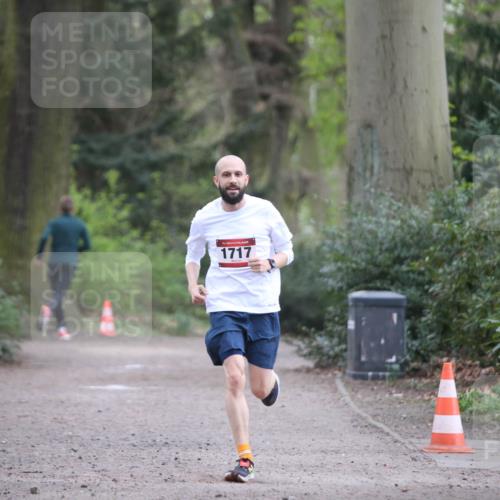 13.04.2025 - Hammer Lauf Jannik Wohlers http://msf.ph/oto/7632349 13.04.2025 10:27:24 Laufen 1717 meine-sportfotos.de
