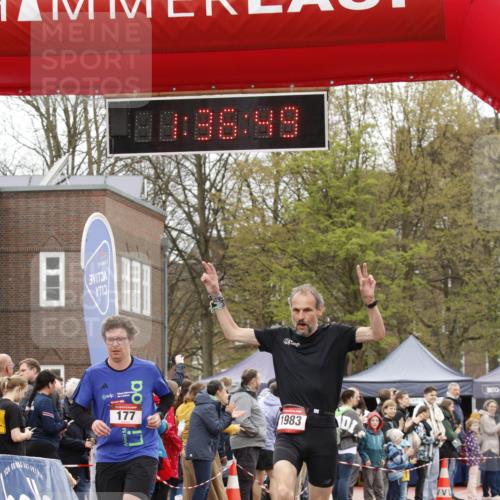 13.04.2025 - Hammer Lauf A. Gomolzig http://msf.ph/oto/7632421 13.04.2025 12:36:48 Ziel 177, 1044, 1090, 1208, 1225, 1344, 1983 meine-sportfotos.de