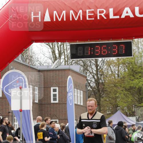 13.04.2025 - Hammer Lauf A. Gomolzig http://msf.ph/oto/7632466 13.04.2025 12:36:35 Ziel 1727 meine-sportfotos.de