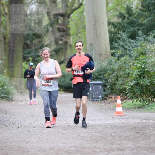 13.04.2025 - Hammer Lauf Jannik Wohlers http://msf.ph/oto/7632602 13.04.2025 12:55:09 Laufen 1268, 1265 meine-sportfotos.de