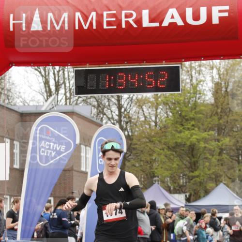 13.04.2025 - Hammer Lauf A. Gomolzig http://msf.ph/oto/7632658 13.04.2025 12:34:51 Ziel 244, 1774, 1960 meine-sportfotos.de