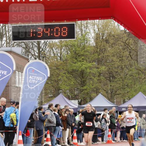 13.04.2025 - Hammer Lauf A. Gomolzig http://msf.ph/oto/7632782 13.04.2025 12:34:06 Ziel 354, 459 meine-sportfotos.de