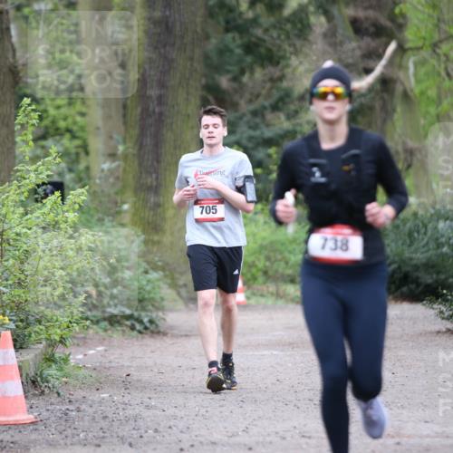13.04.2025 - Hammer Lauf Jannik Wohlers http://msf.ph/oto/7632803 13.04.2025 12:54:31 Laufen 705, 738 meine-sportfotos.de