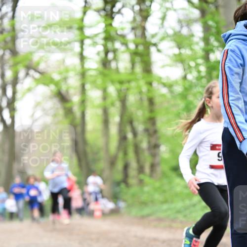 13.04.2025 - Hammer Lauf Dr. Thomas Lammeyer http://msf.ph/oto/7632825 13.04.2025 09:25:23 Laufen 6 meine-sportfotos.de