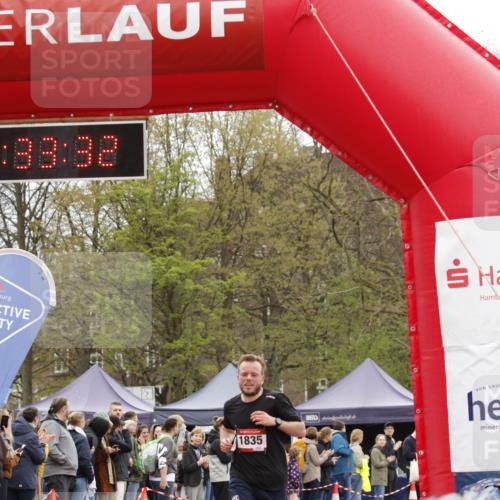13.04.2025 - Hammer Lauf A. Gomolzig http://msf.ph/oto/7632859 13.04.2025 12:33:31 Ziel 1, 983, 1835 meine-sportfotos.de