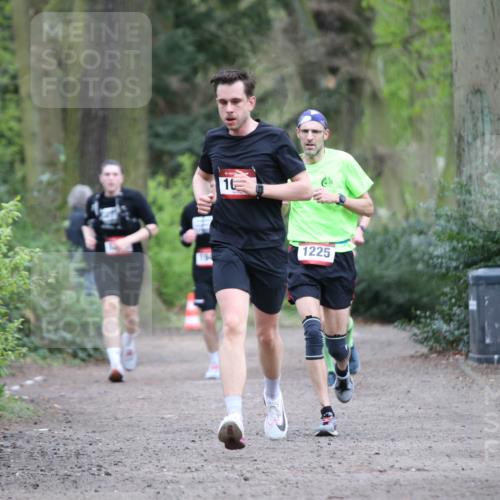 13.04.2025 - Hammer Lauf Jannik Wohlers http://msf.ph/oto/7633016 13.04.2025 12:34:56 Laufen 10, 194, 1225, 1090 meine-sportfotos.de