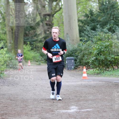 13.04.2025 - Hammer Lauf Jannik Wohlers http://msf.ph/oto/7633165 13.04.2025 12:34:45 Laufen 352 meine-sportfotos.de